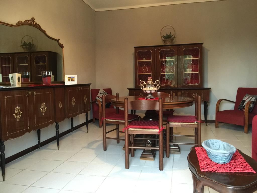 Il Porto Aparthotel Tuoro sul Trasimeno Cameră foto