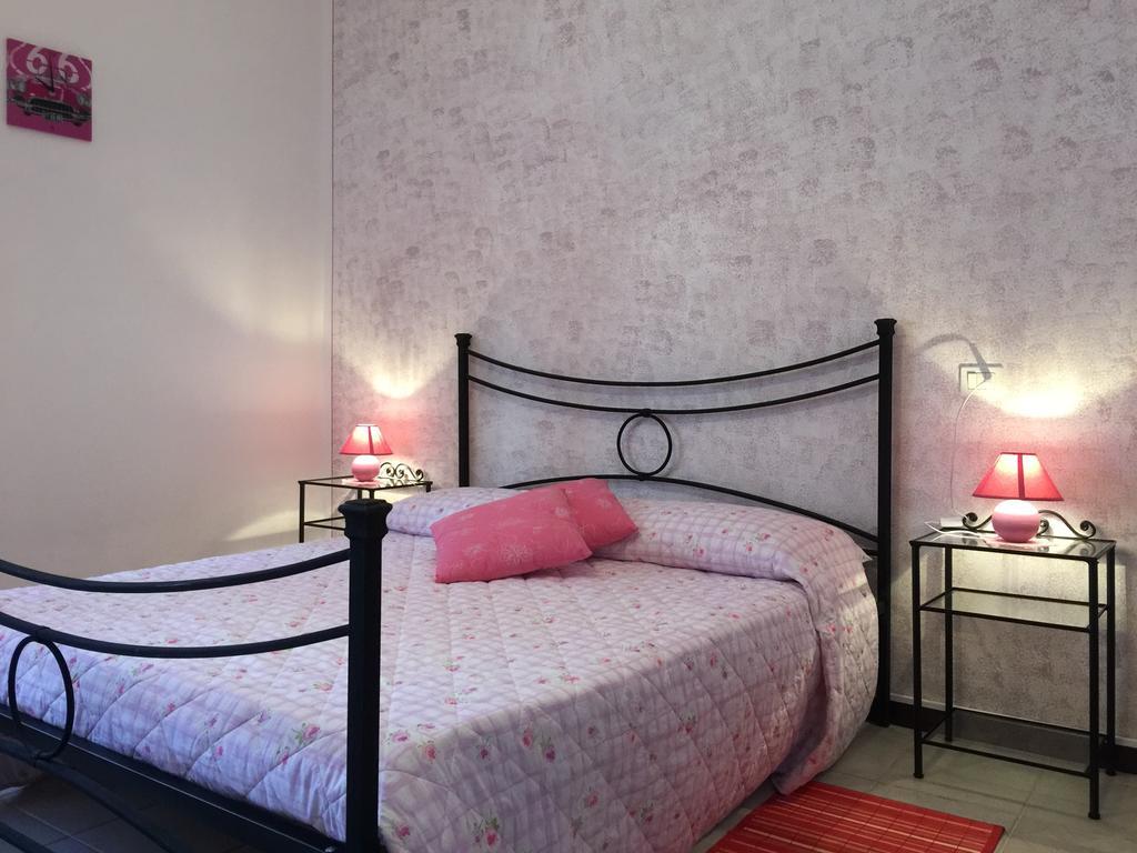 Il Porto Aparthotel Tuoro sul Trasimeno Cameră foto