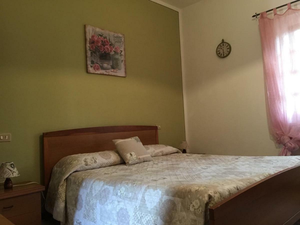 Il Porto Aparthotel Tuoro sul Trasimeno Exterior foto
